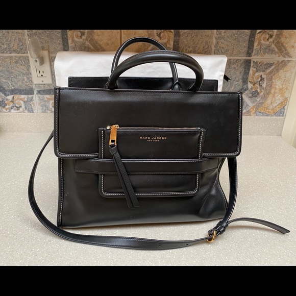 MARC JACOBS LEATHER BLACK BAG with Shoulder Strap - Picture 4 of 11